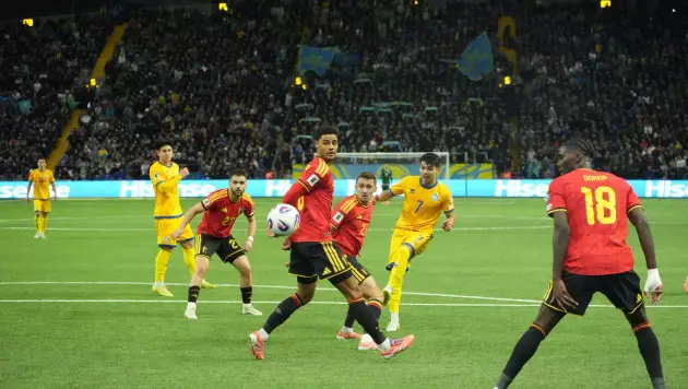 Игрок "Ман Сити" оставил послание тренеру после матча с Казахстаном