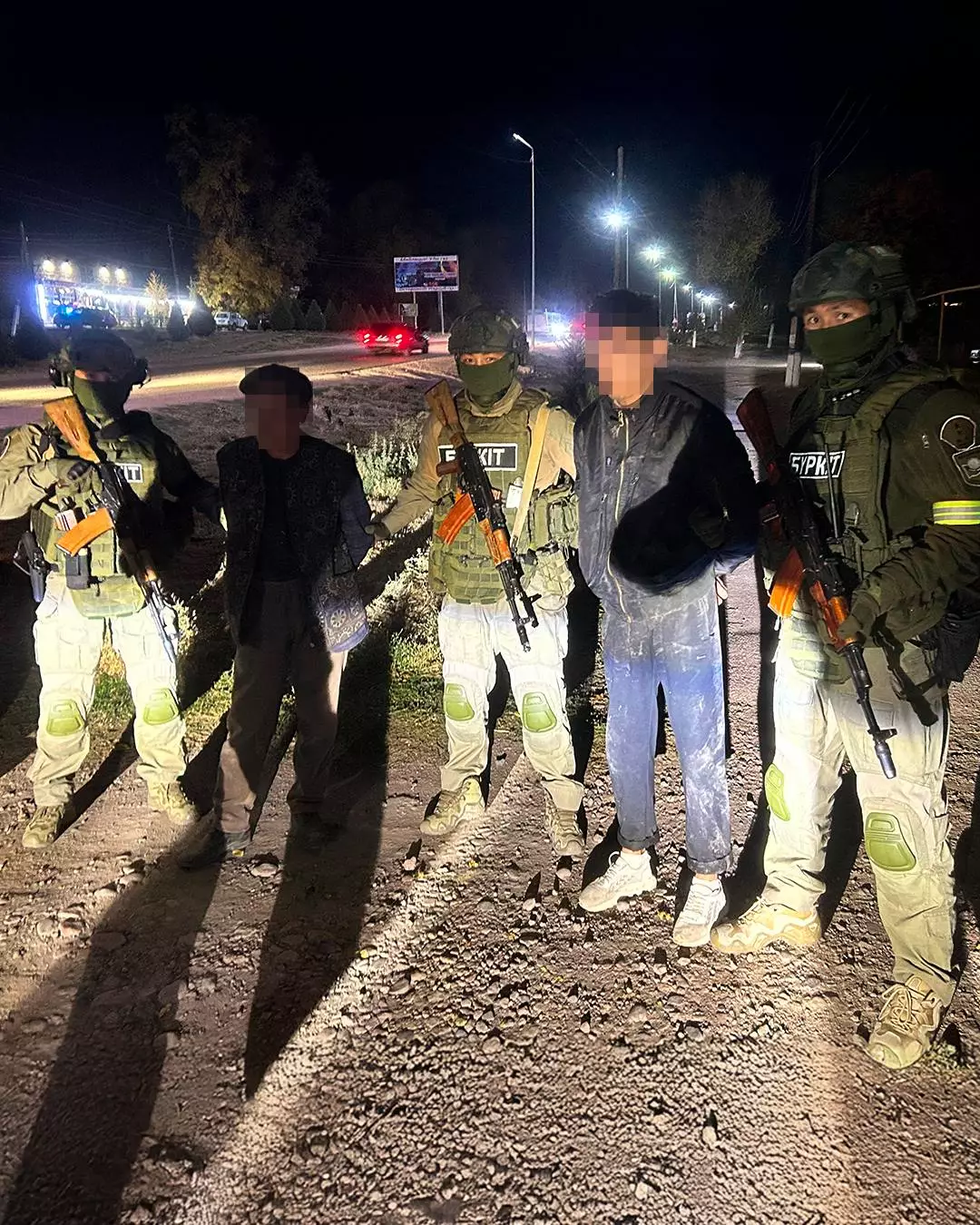 КНБ пресек деятельность шести каналов наркотрафика