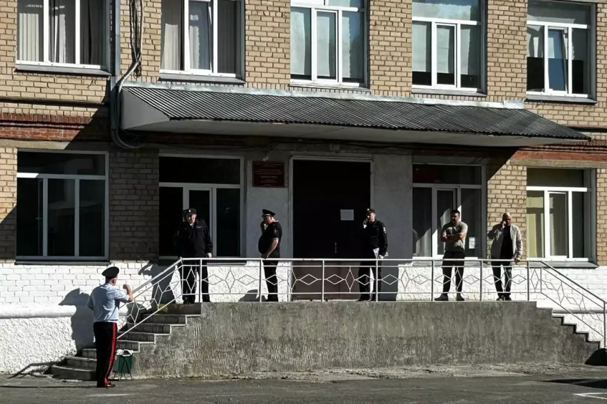 Тағы бір қалада ата-аналарды мектептерге шабуыл жасалады деген қауесет дүрліктірді