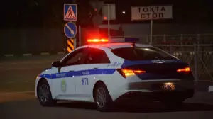 Қала көшесі GTA-ға айналды: Талдықорғанда жасөспірім рөлге отырып, полициядан қашқан