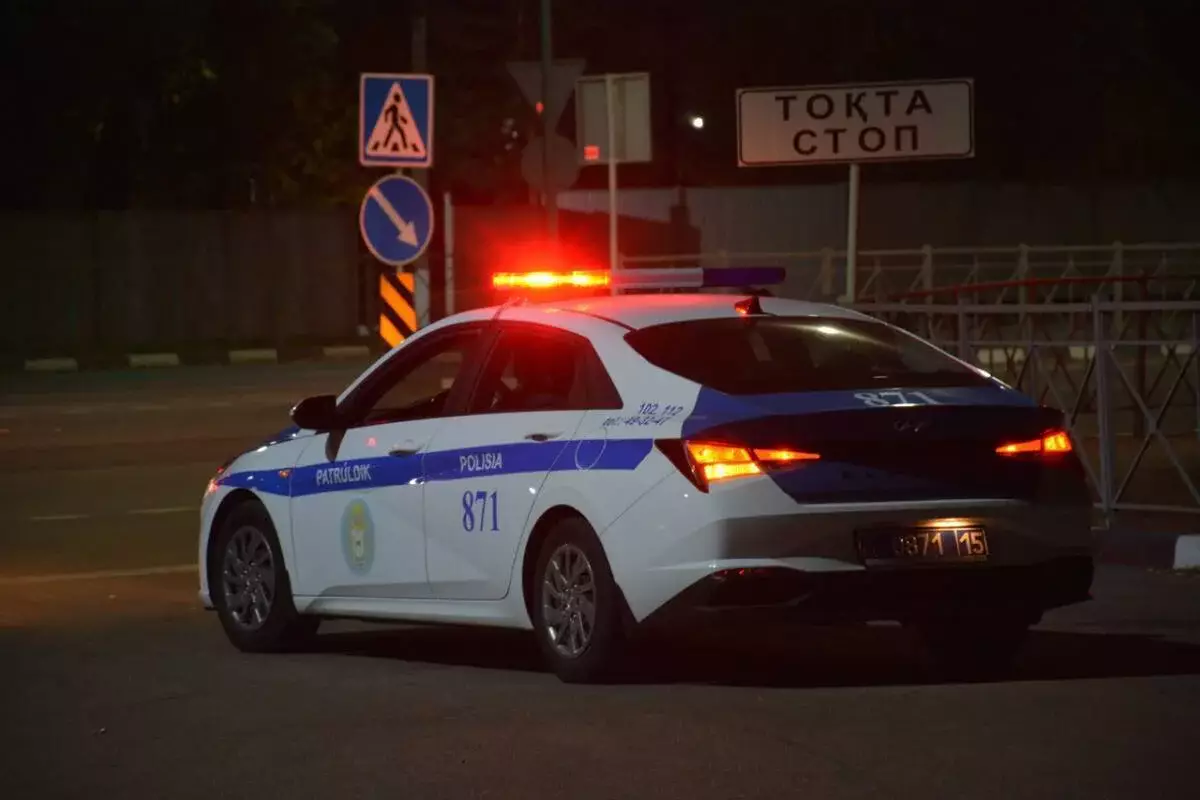 Ночные гонки: подросток за рулем пытался скрыться от полиции (видео)