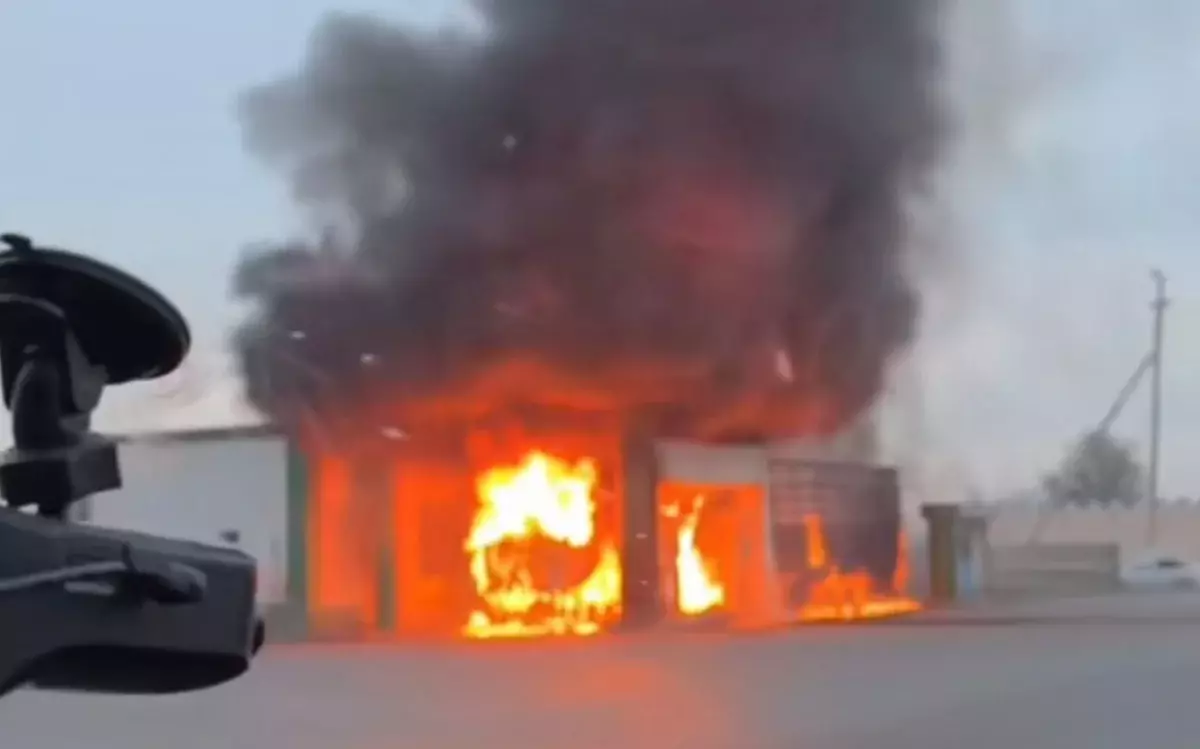 Түркістан облысында жанар-жағармай бекеті өртенді