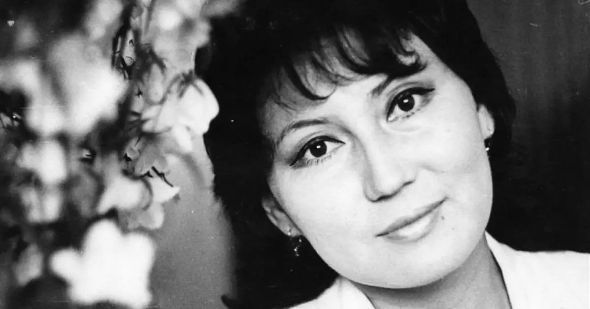  `Нағыз ханшайым еді`: желіде Мәдина Ерәлиеваның ерекше видеосы тарады (ВИДЕО) 