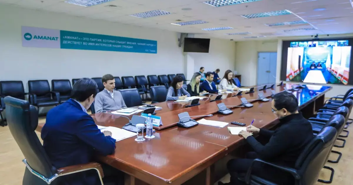   «AMANAT» партиясы шағын және орта бизнеске көрсетілетін қолдауды күшейтуде: салыққа қатысты шешім 1 желтоқсанға дейін қабылдануға тиіс   