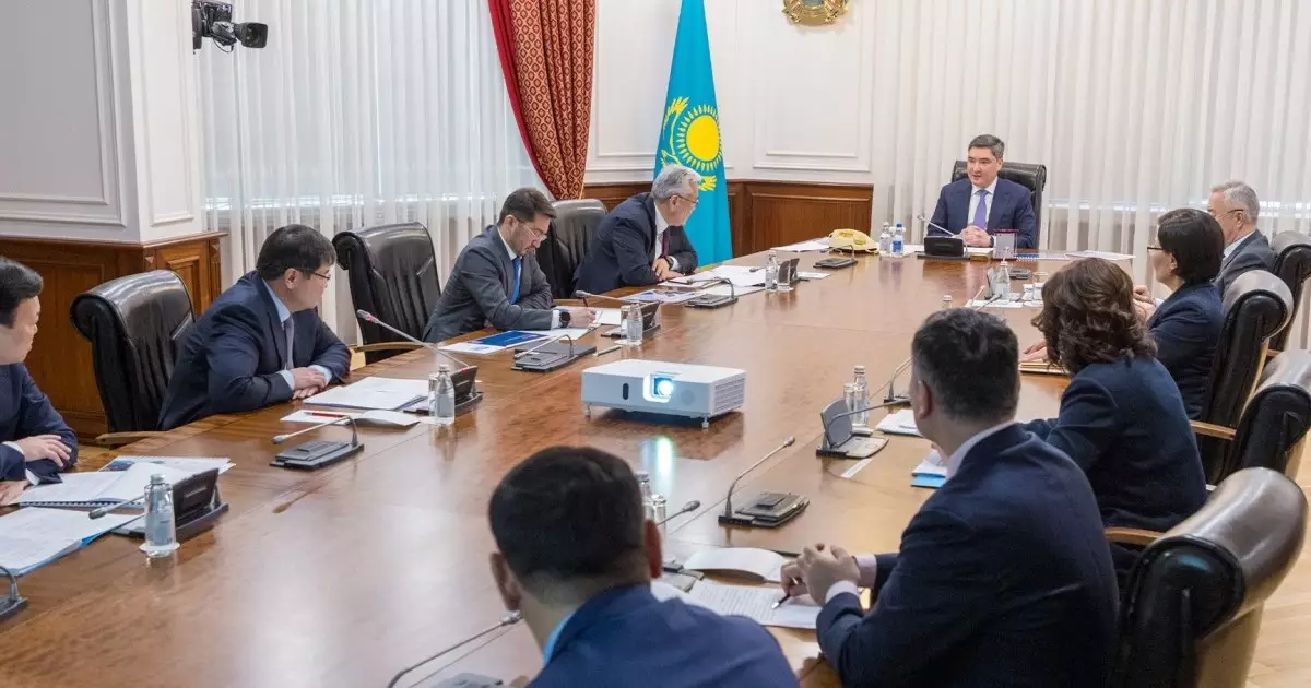  Астанада 241 оқушыға арналған жекеменшік мектепте 1003 бала оқыған: Бектенов жоқ оқушылар үшін ақша төленетінін айтты 