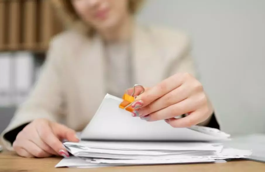 Премьер поручил навести порядок в образовании: выявлены фиктивные учителя и сотни «мертвых душ»