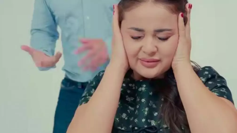 "Тұрсынбекке обал болды": Жұрт Мөлдірдің үстіндегі миллиондарды есептеді