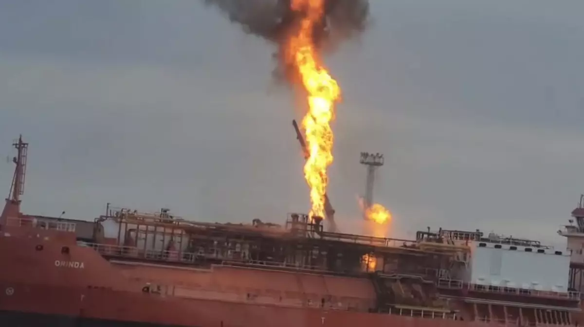 В Румынии эвакуировали село после атаки дрона на танкер с газом на Дунае