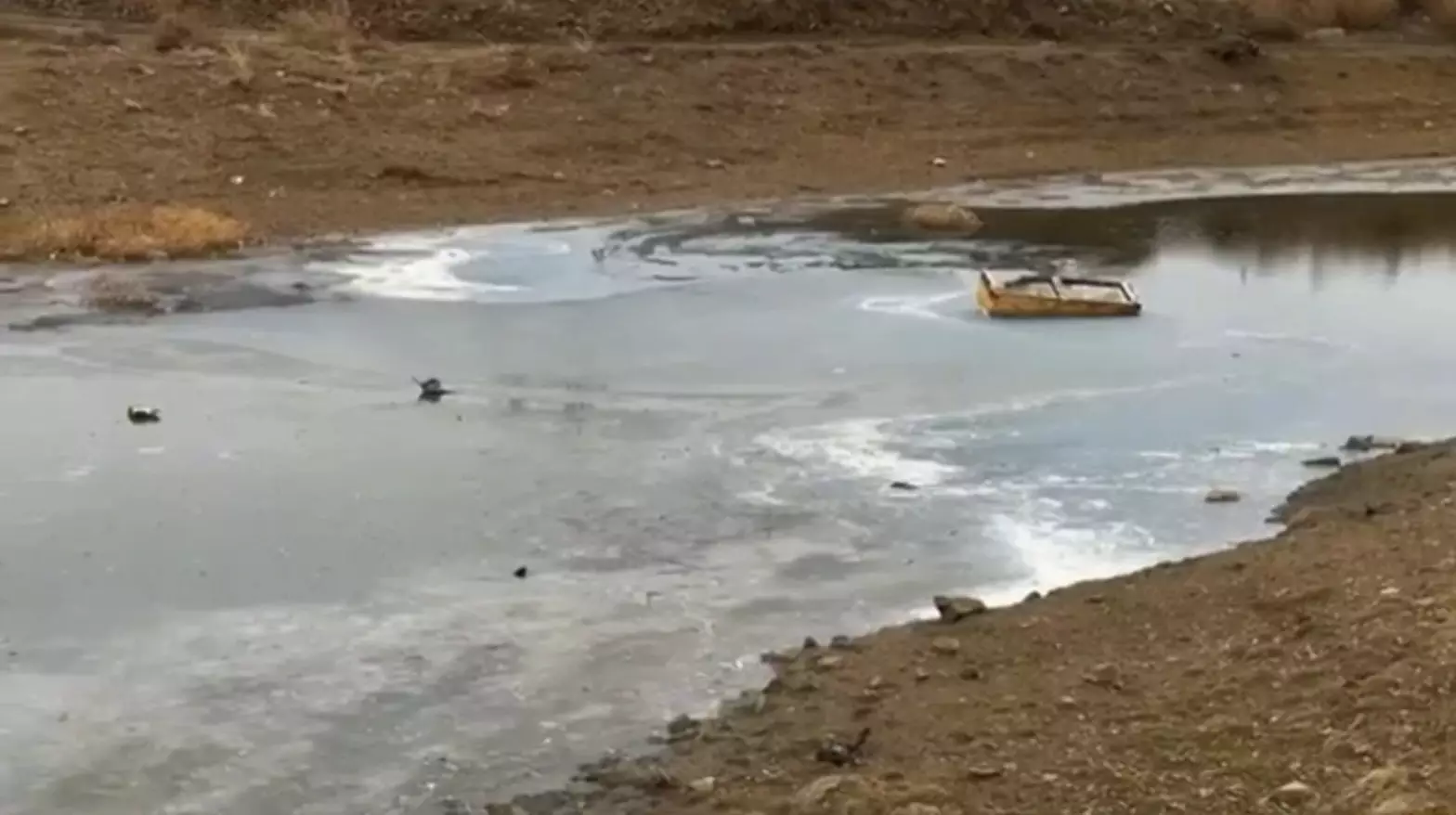 Ақмола облысында үш бала мұз астына түсіп кетті