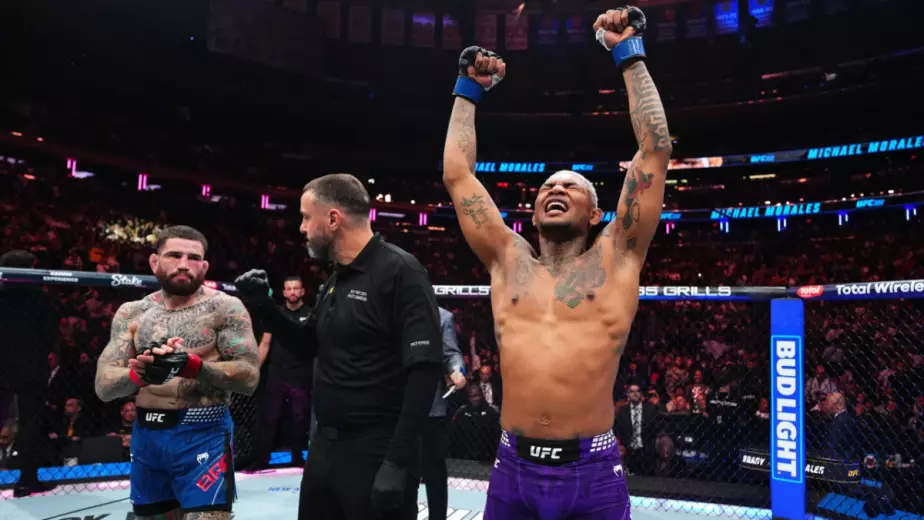 Непобеждённый боец из дивизиона Шавката потребовал бой за пояс UFC