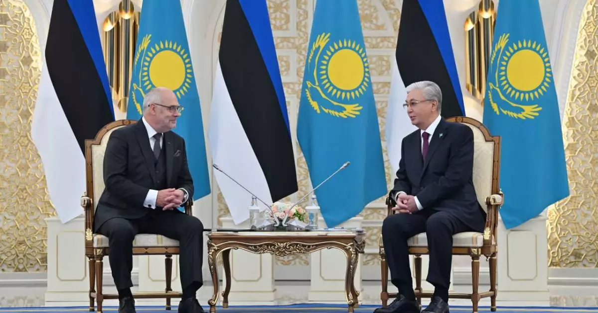  Қазақстан мен Эстония президенттері келіссөз жүргізді 