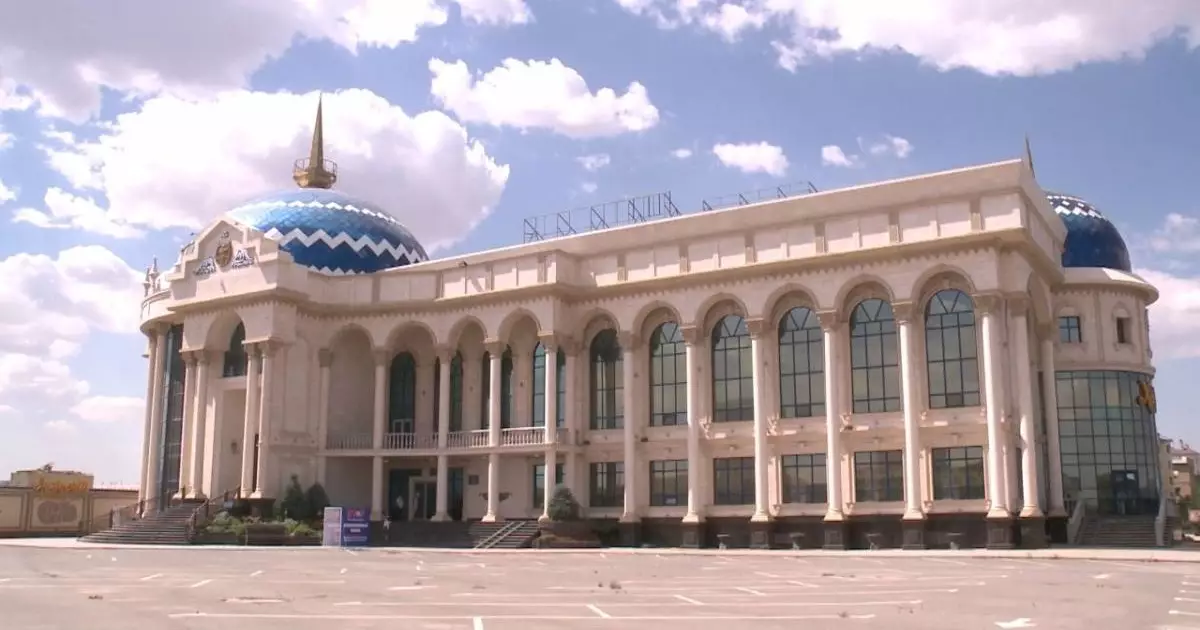  `Тойхана вместо школы`. Абсурдное воровство бюджета выявили на юге Казахстана 