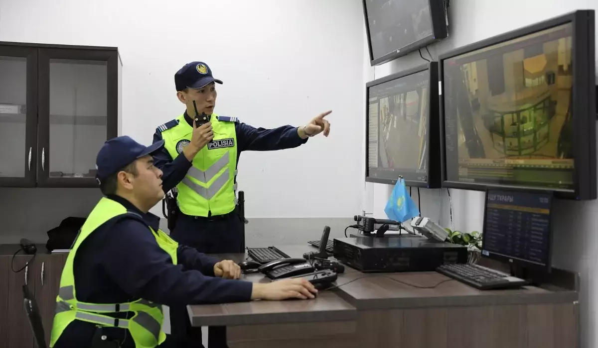 Иностранца оштрафовали за сморкание в зале ожидания аэропорта Астаны