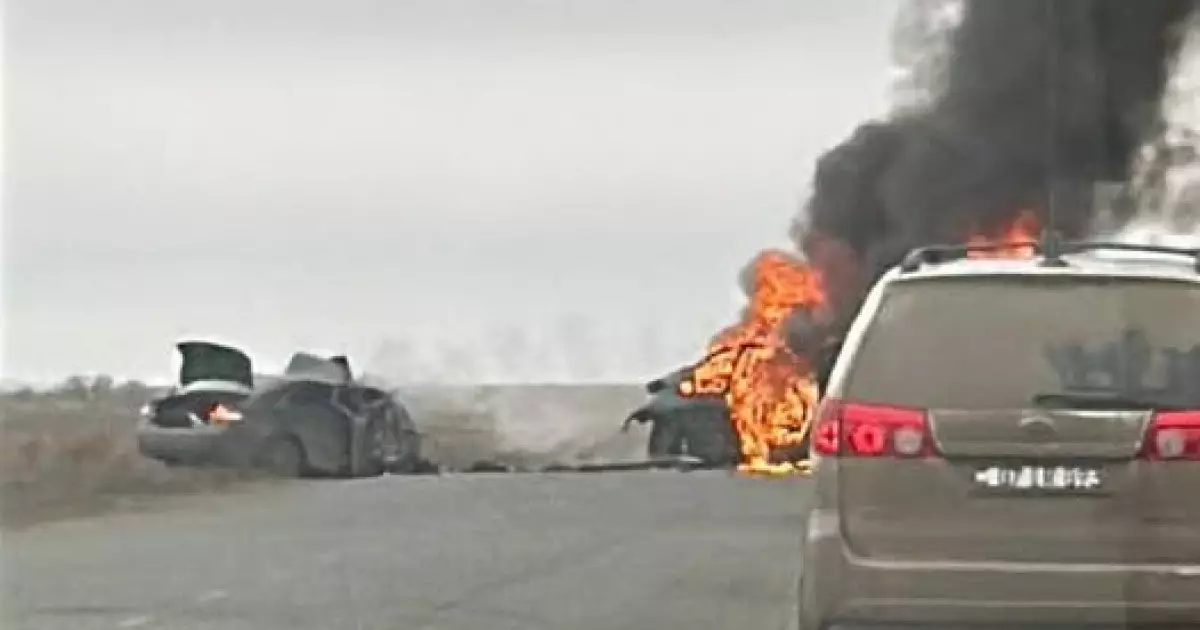   Батыс Қазақстан облысындағы жол апаты: көлік өртеніп, 8 адам қаза тапты   