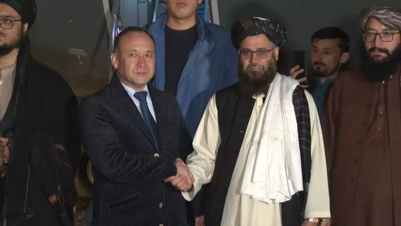 Казахстан направил в Афганистан гуманитарную миссию в составе врачей