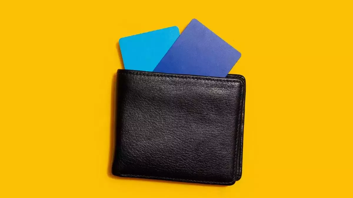 30% кешбэк? 50 000 тенге за опрос? Вот как мошенники крадут ваши данные за 10 секунд