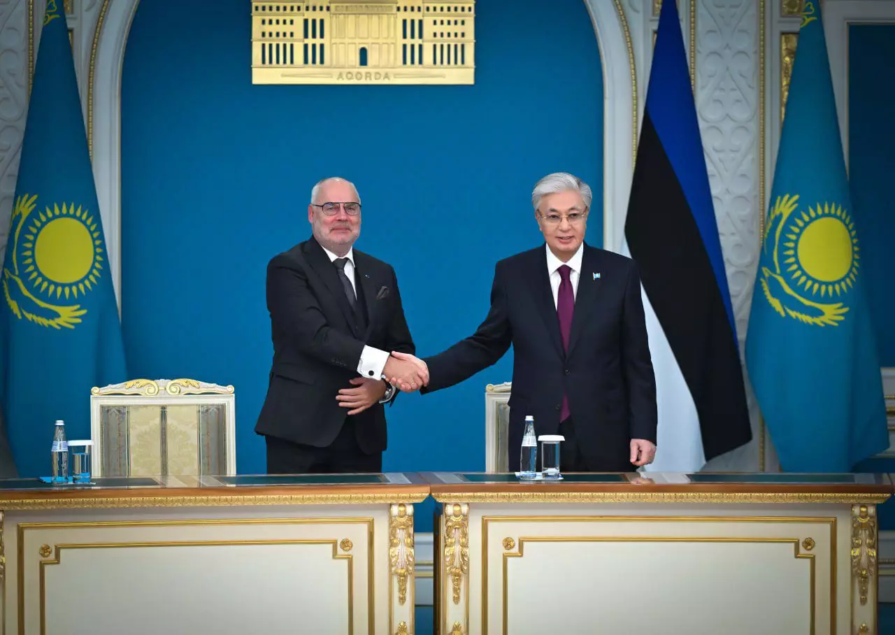 По итогам встречи Токаев и Карис приняли Совместное заявление