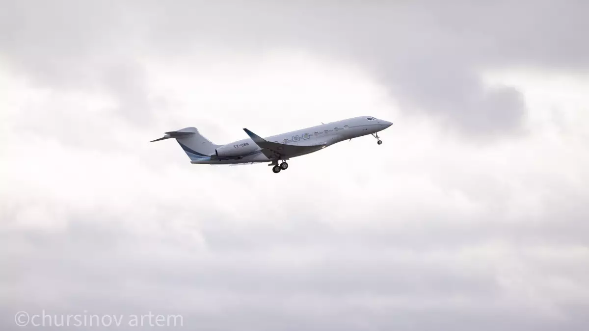 Тағы бір әуе компаниясы бортта гаджеттерді пайдалануға тыйым салды