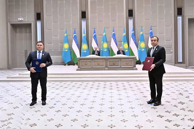 Казахстан и Узбекистан изучают возможность создания нефтехимического завода.