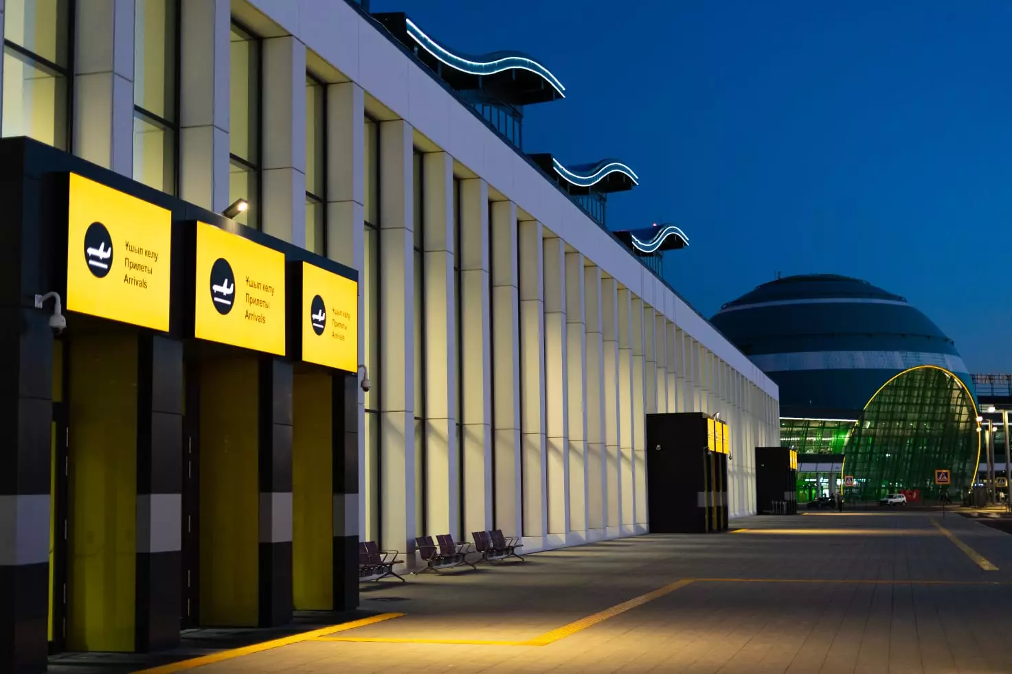 Пассажиропоток в международном аэропорту Нурсултан Назарбаев в Казахстане увеличивается.