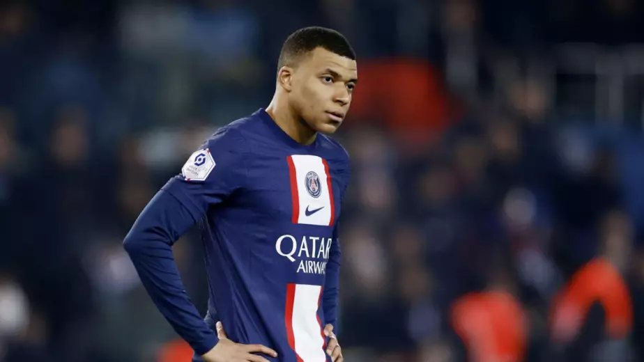 Стала известна сумма компенсации, требуемая ПСЖ от Килиана Мбаппе