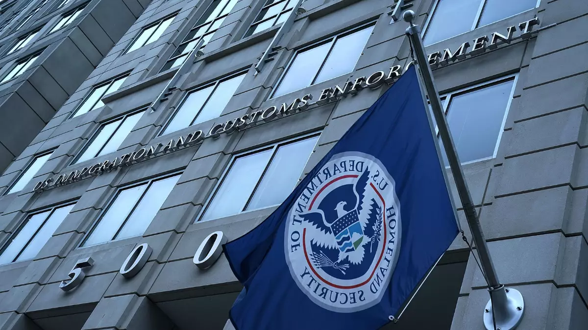 Рейд в Техасе против банды Tren de Aragua привел к аресту 140 нелегальных иммигрантов.