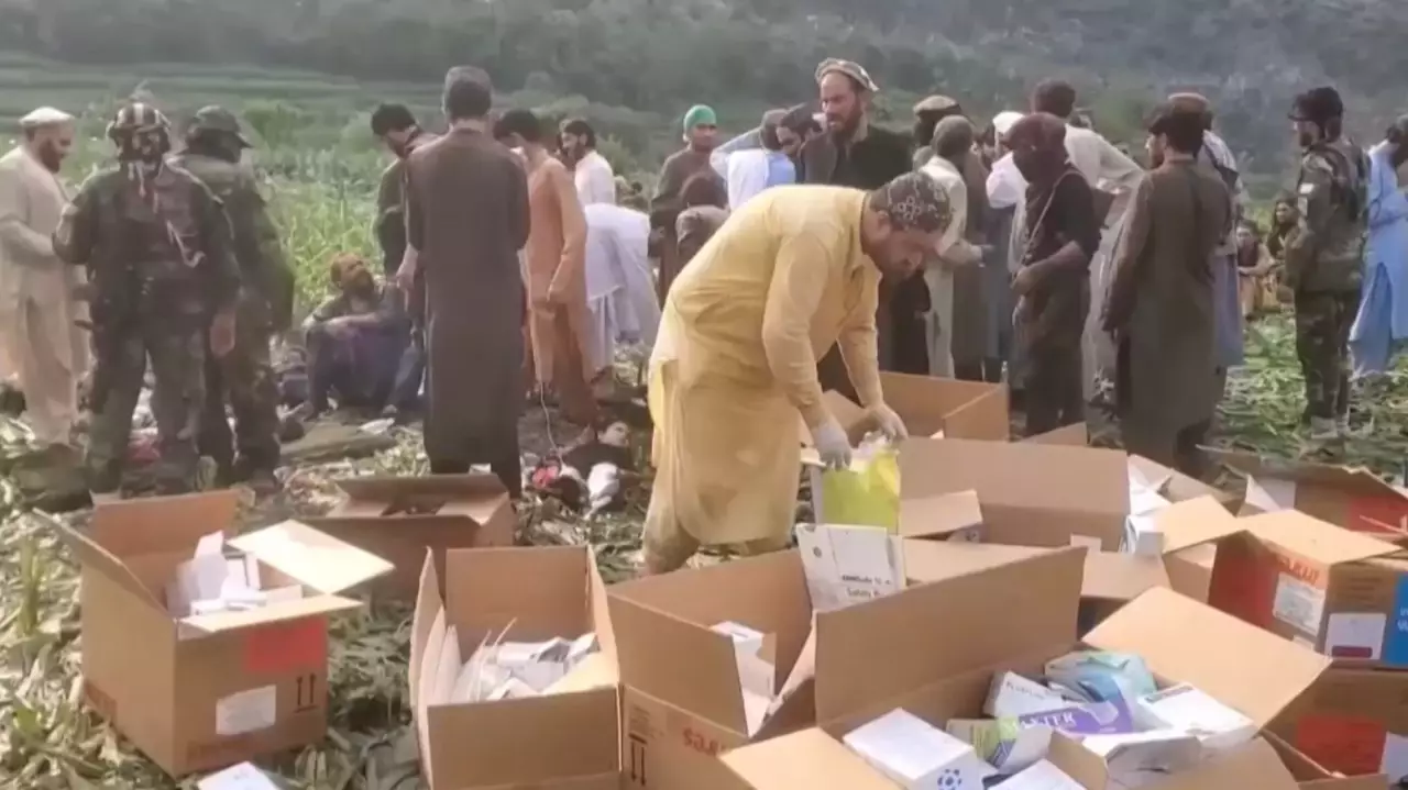 Қазақстан Ауғанстанға гуманитарлық жүк жөнелтті