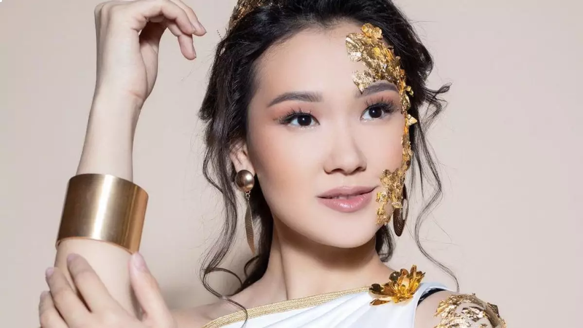 "Кәдімгідей жылады": Sabirkin фильмдегі әріптесінің құпиясын жайып салды