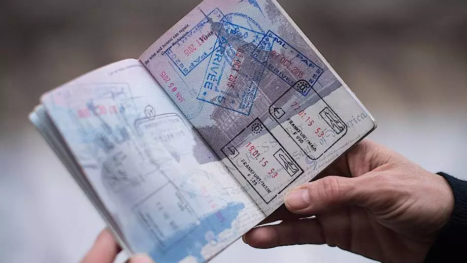 Бірнеше рет тәртіп бұзған шетелдік азамат елден шығарылды