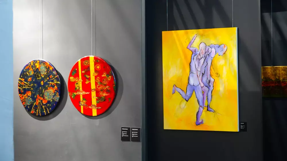 Зачем художницы из Европы переехали в Казахстан - и как он изменил их искусство