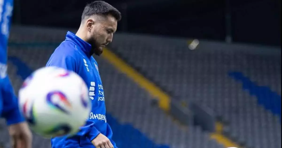  «Хейт деген әрдайым болады»: Самат Смақов Дінмұхаммед Қашкенге қатысты дауға пікір білдірді 