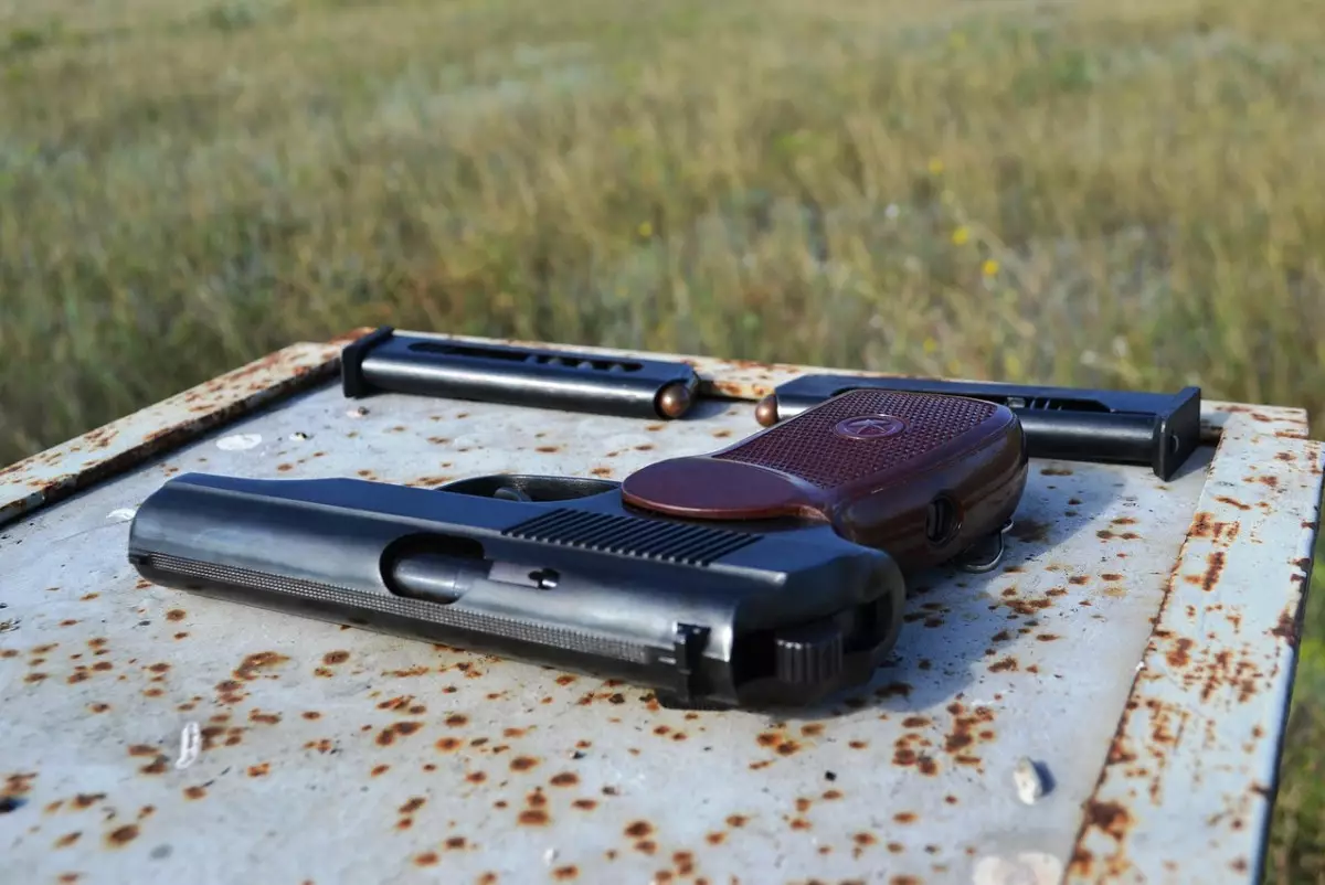 Вооружённый дебошир в Махтаарале убит после ранения полицейского