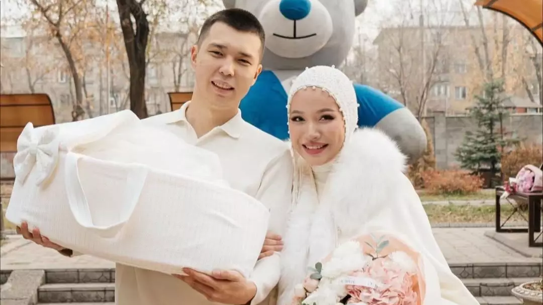 "Құран бағыштадық": Абай Бегейдің қызы масқара болды