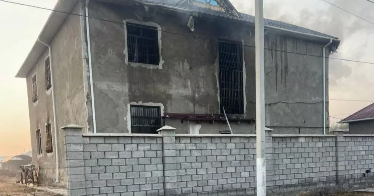   Түркістан облысында өрттен қаза тапқан 9 баланың үлкені – 16 жаста, ең кішісі – 1,5 жаста болған   