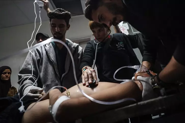 В результате израильской атаки по школе в Газе ранены 10 палестинцев