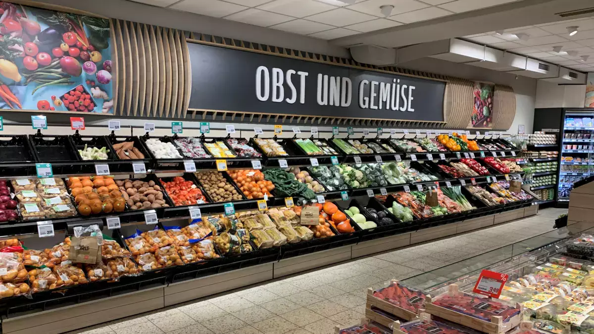 «Я не поверила своим глазам»: казахстанка сравнила цены на продукты в Германии и Казахстане (видео) - новости на Lada.kz 18.11.2025