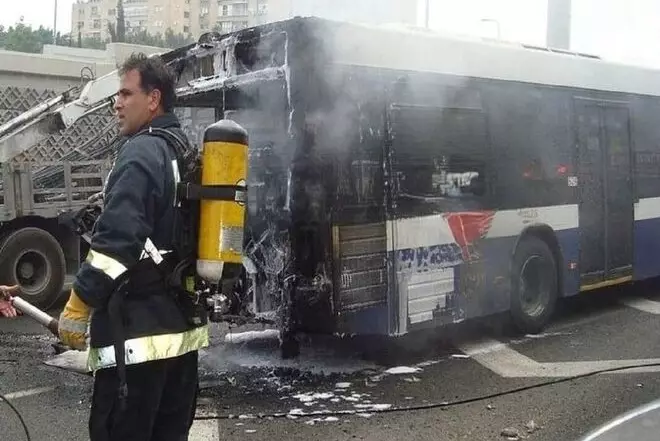 42 паломника сгорели заживо в автобусе в Саудовской Аравии