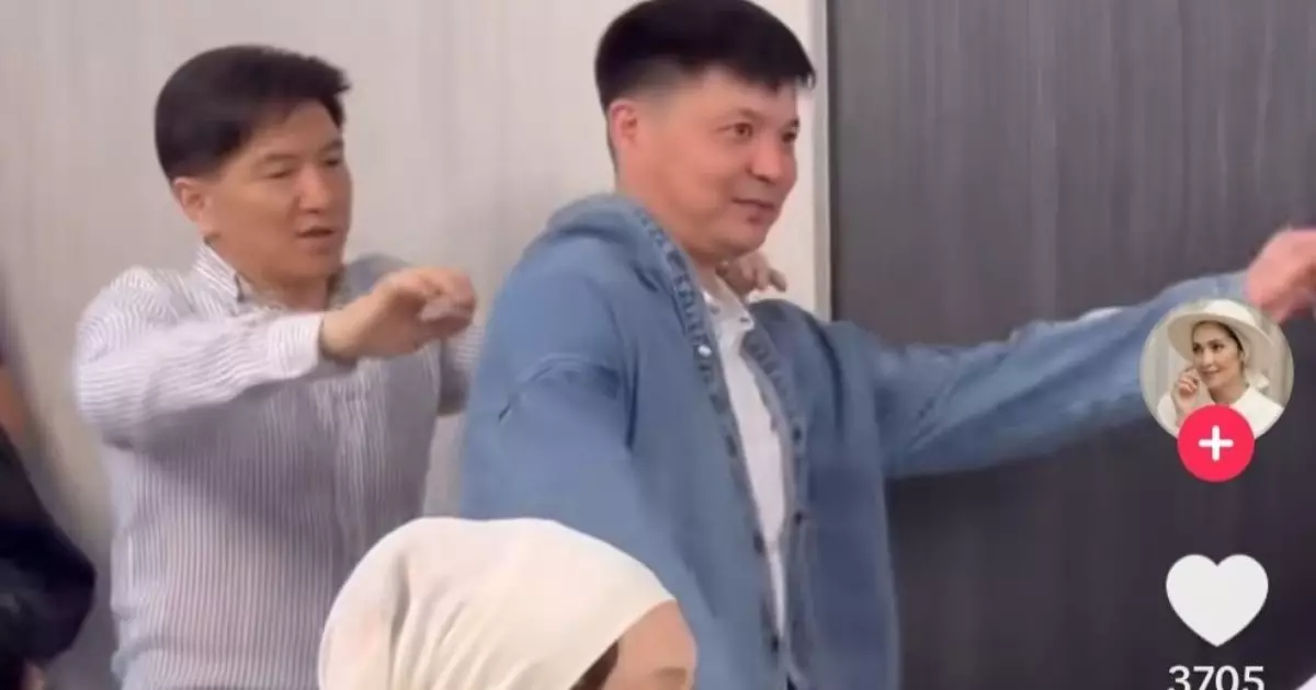  `Сәкен свежий құдасына дженси кит кигізді`: әншінің бас тағы да дауға қалды 