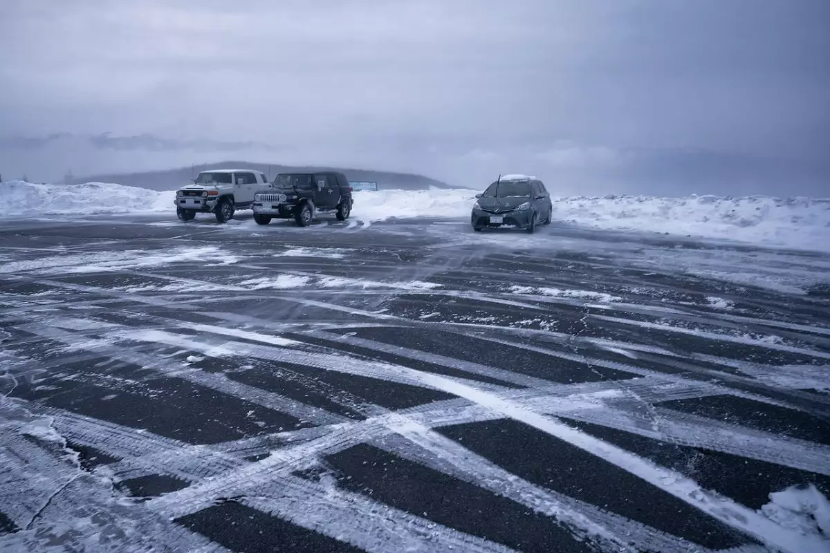 Туман и сильный ветер накроют Казахстан