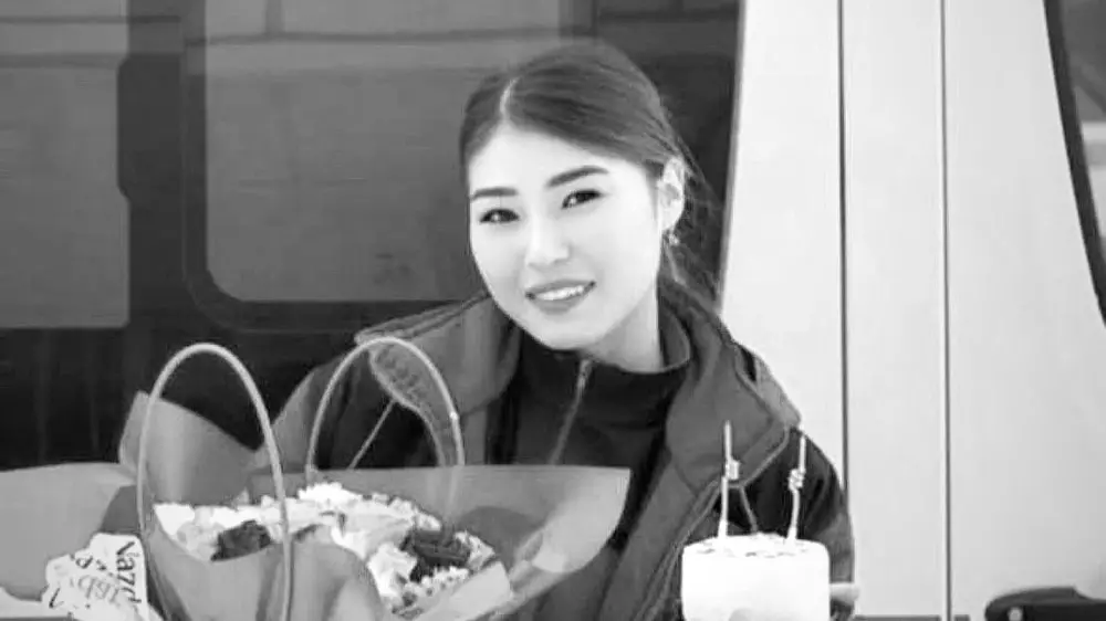 Астанада тұрғын үйдің қасбеті құлаған кезде зардап шеккен фельдшер қайтыс болды