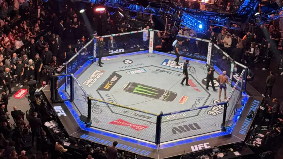 В команде Рахмонова удивились апсету в бою Брэди - Моралес