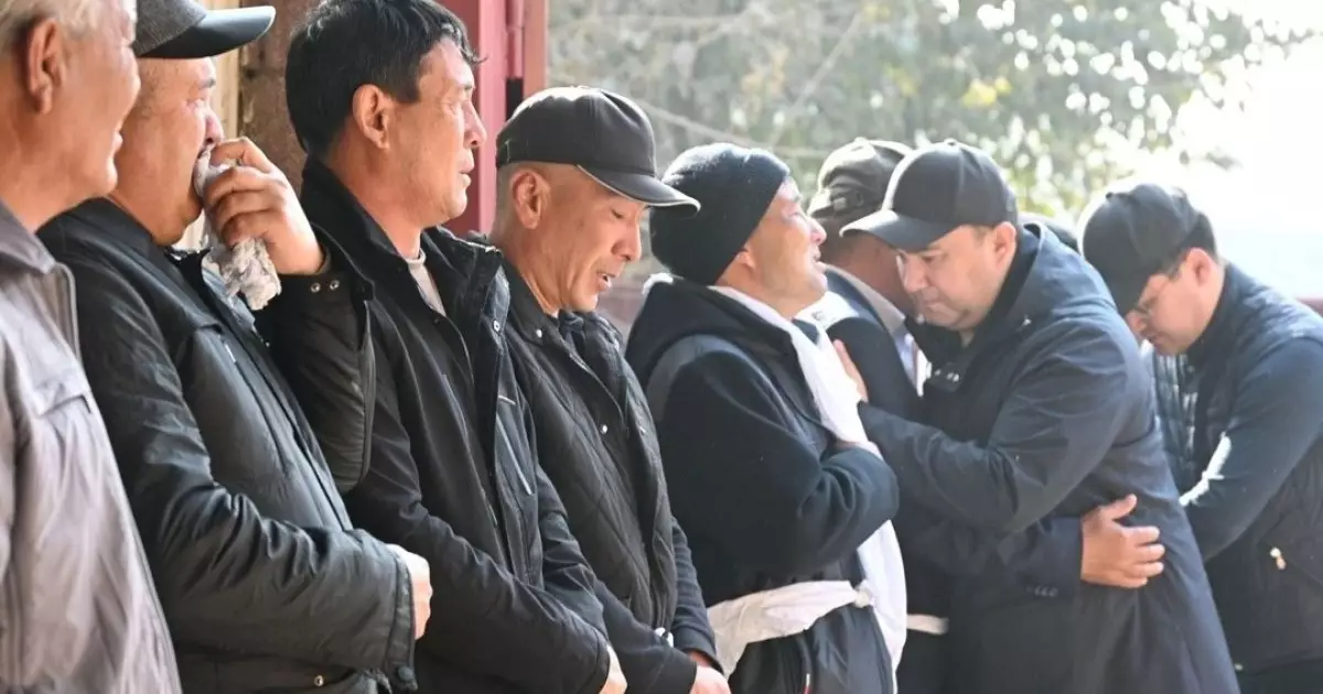  Өрттен қаза болған 12 адамды жерлеуге көмек беріледі 