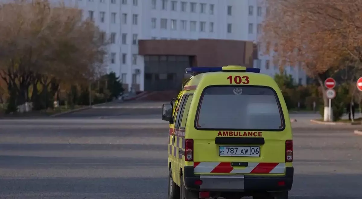 Схватился за нож: бытовая ссора едва не закончилась смертью в Атырау