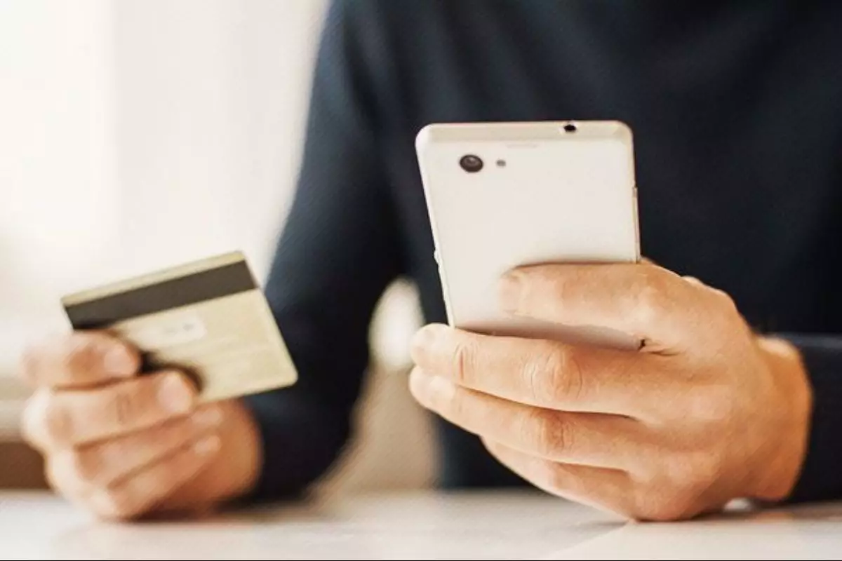 Почему банки блокируют переводы самому себе: объяснение экспертов