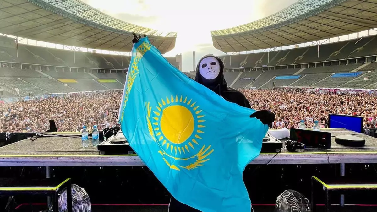 Иманбек зажёг на главной музыкальной премии Южной Кореи вместе с Close Your Eyes