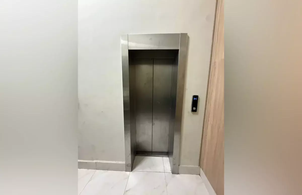 Диалога в ЖК «Арыстан» не состоялось: подрядчик отказался брать ответственность за лифты