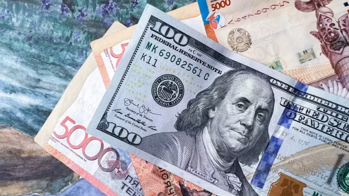 Қазақстанда доллар бағамы төмендеп, нарықта өзгеріс байқалды