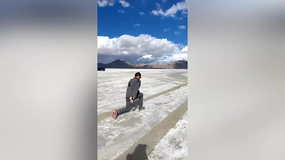 Ветеран ВМС раскрыл ежедневные привычки движения и питания, которые позволяют ему оставаться в форме после 35.