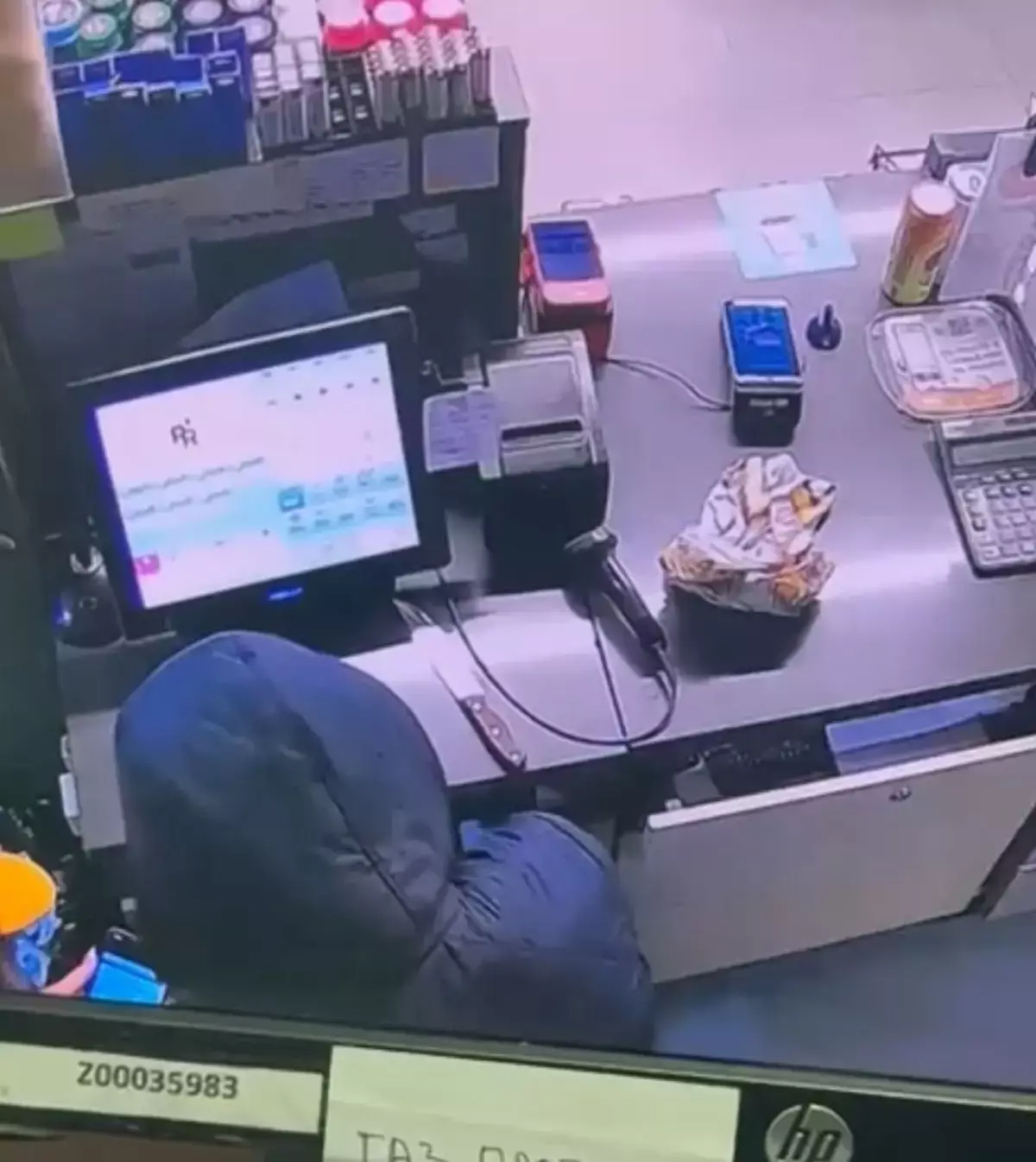 В Актау полиция задержала грабителя автозаправки - новости на Lada.kz 18.11.2025