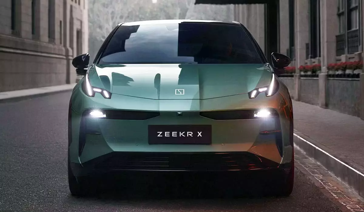 Ищете самый безопасный электрокар? Эксперты назвали лидера